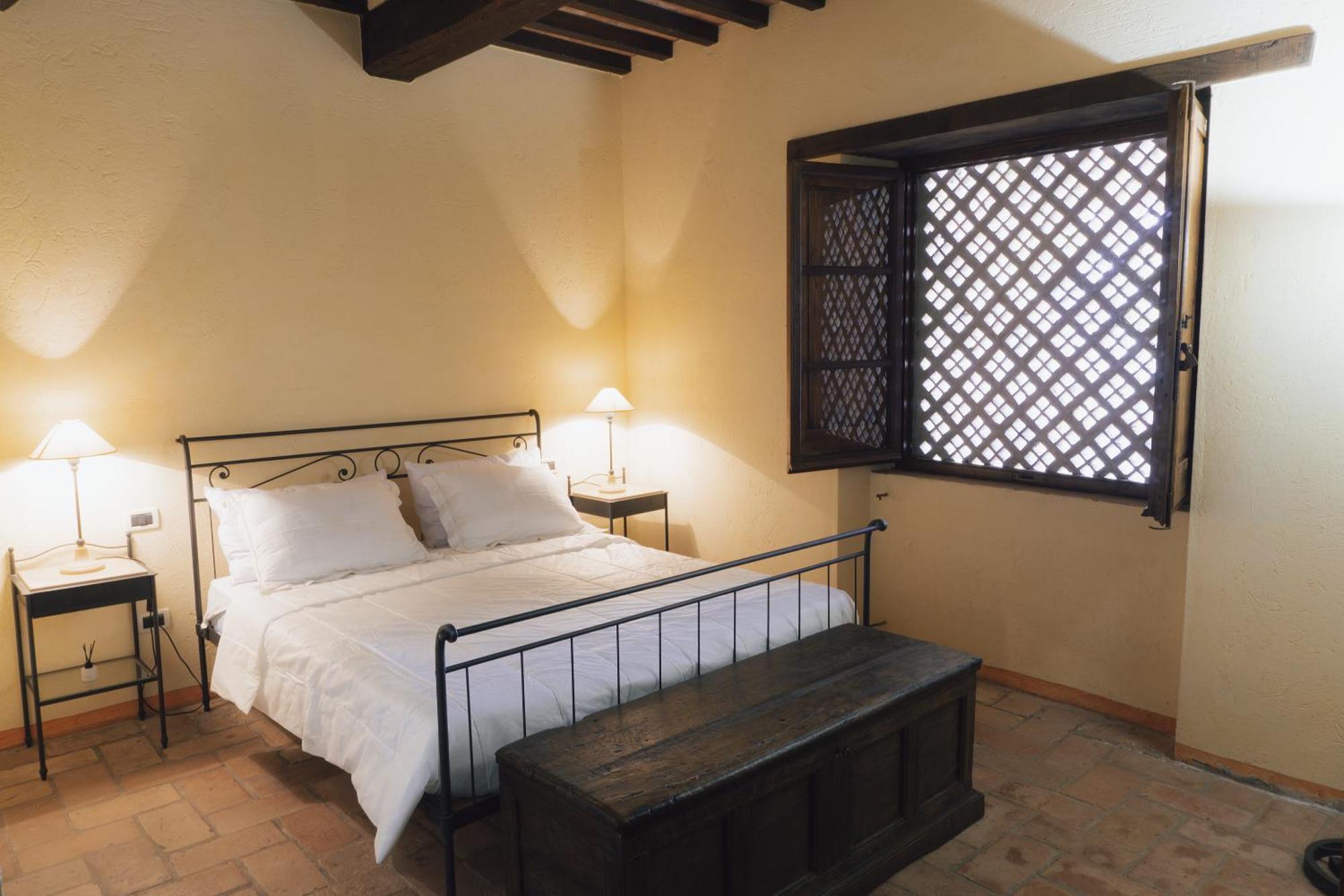 Villa Elisa - Private Pool & Airco Near Reschio Castle Lugnano Ngoại thất bức ảnh